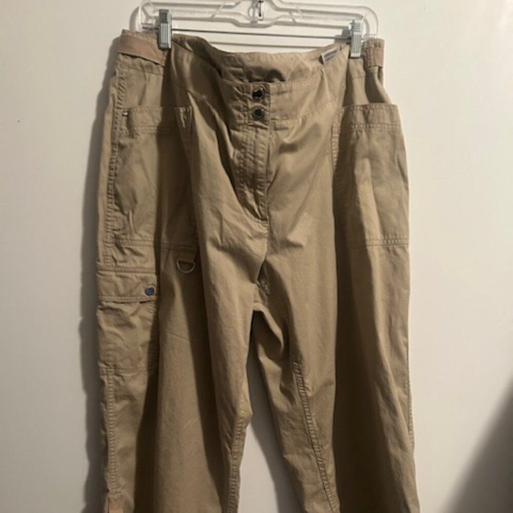 Jones New York SignatureβKhaki Cargo wide leg pants, size 18W
